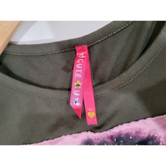 Cute 4 u girls green black queen with pearl embellished details short sleeve top - Picture 4 of 7